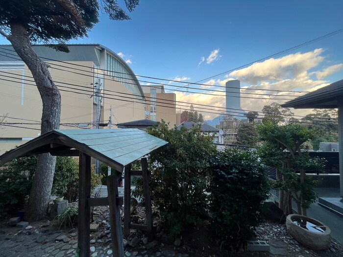 物件内観写真17　(室内からの展望)