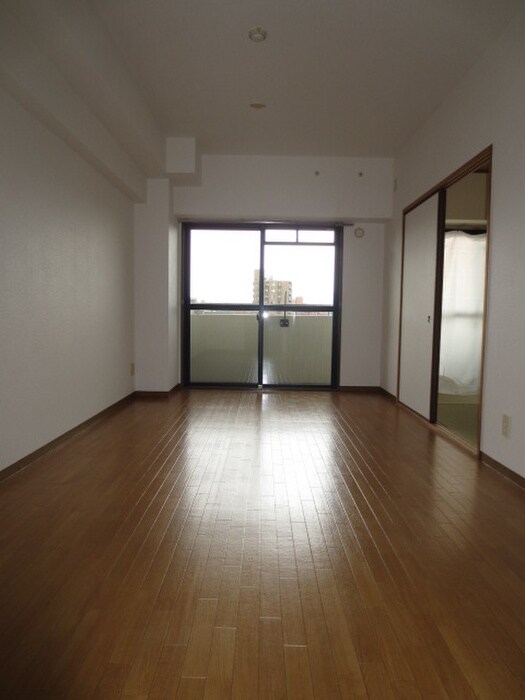 物件内観写真6　(居室)