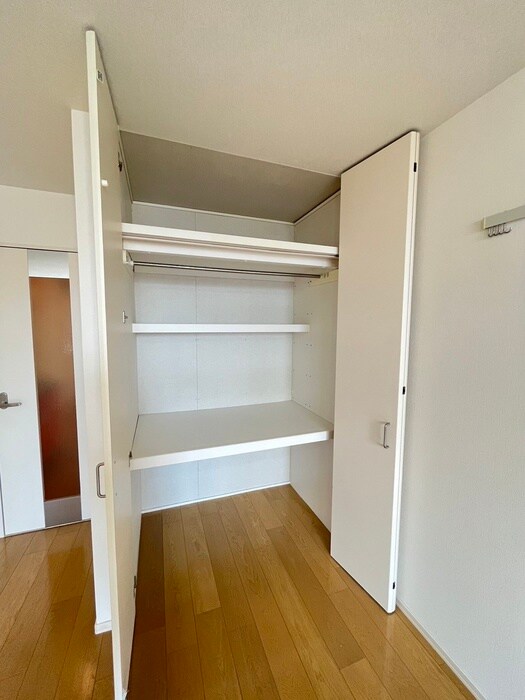 物件内観写真13　(収納)