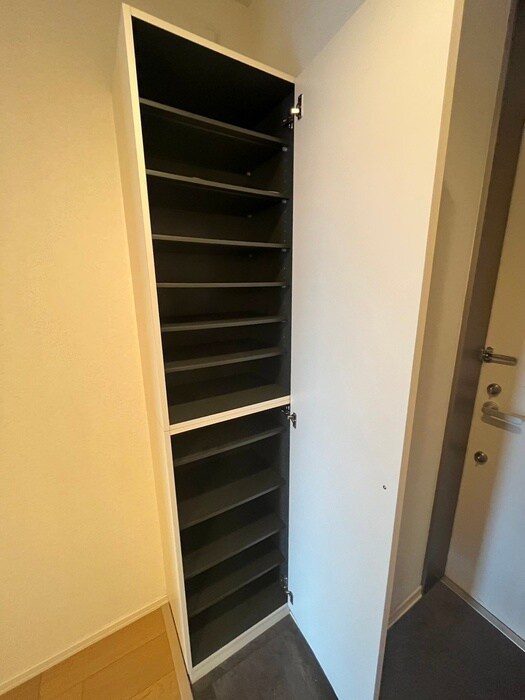 物件内観写真17　(靴箱)