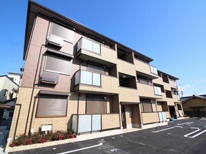 セジュールリッシュ外観写真