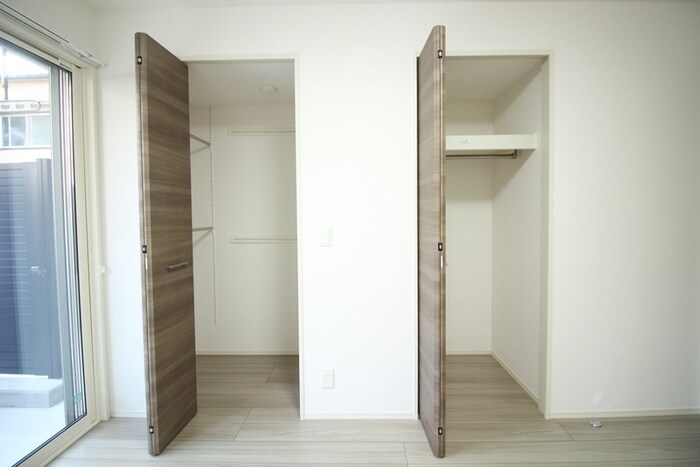 物件内観写真15　(収納)