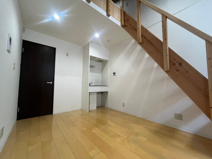 物件内観写真8　(居室)