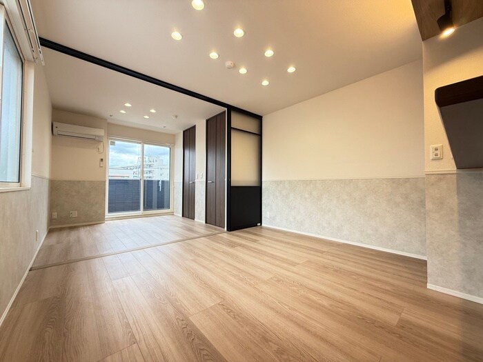 物件内観写真8　(居室)