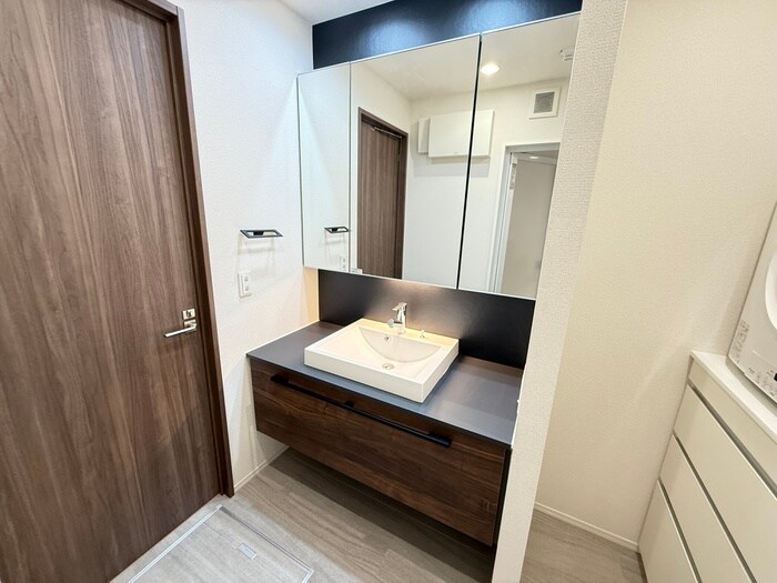 物件内観写真11　(洗面)