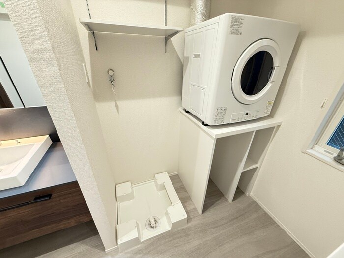 物件内観写真20　(洗濯機置場)