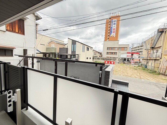 物件内観写真22　(室内からの展望)