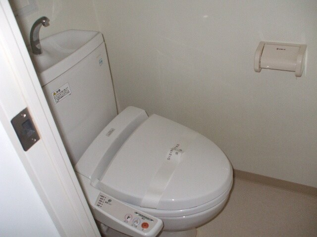 物件内観写真4　(トイレ)