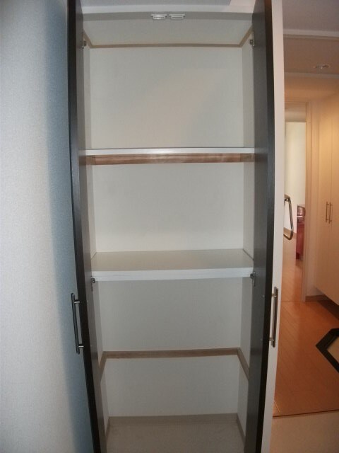 物件内観写真7　(靴箱)