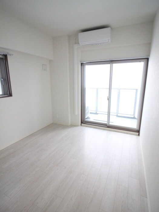 物件内観写真13　(居室)