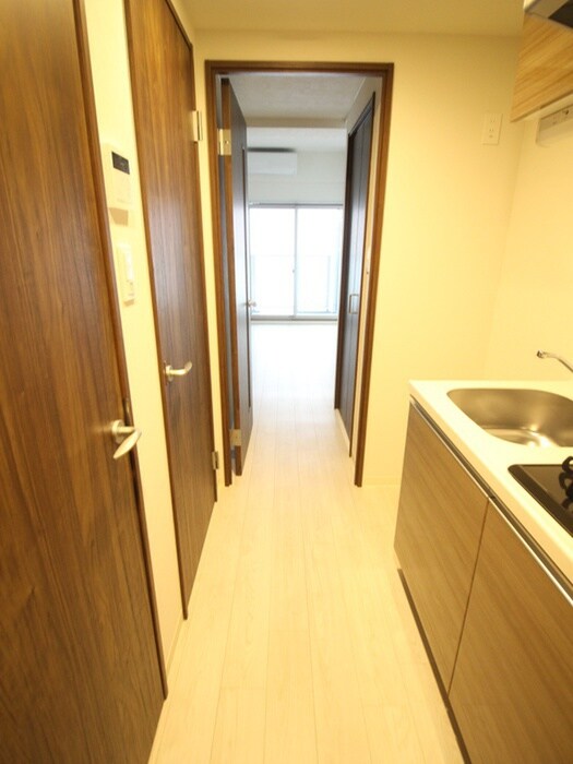 物件内観写真18　(廊下)