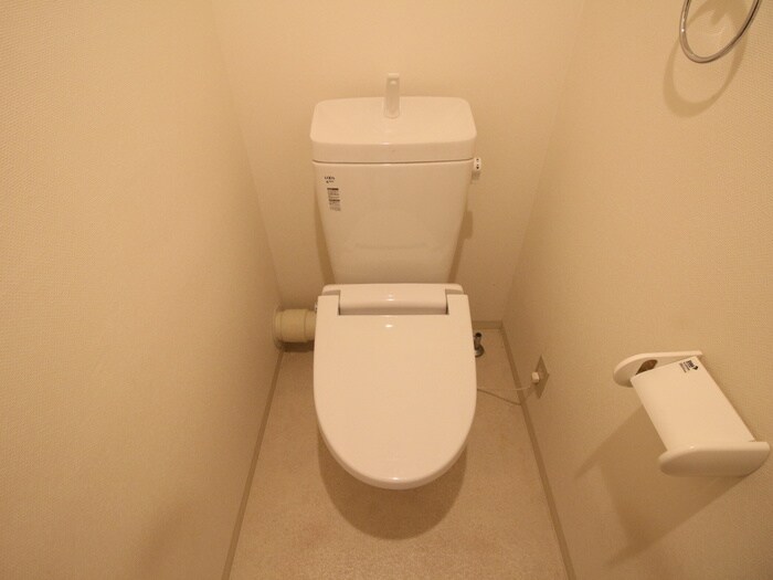 物件内観写真12　(トイレ)