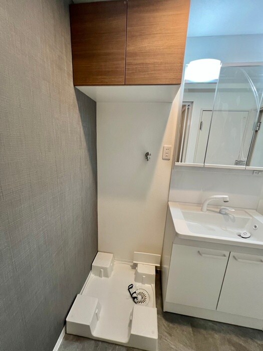 物件内観写真14　(洗濯機置場)