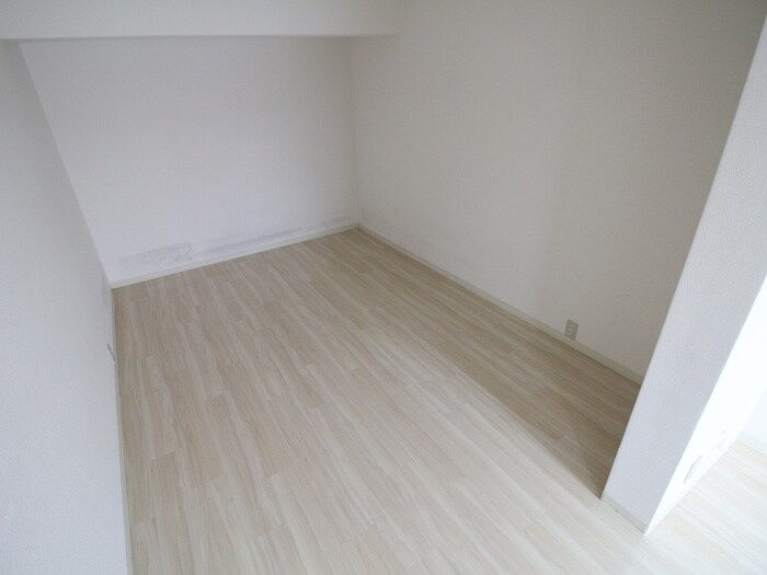 物件内観写真18　(居室)
