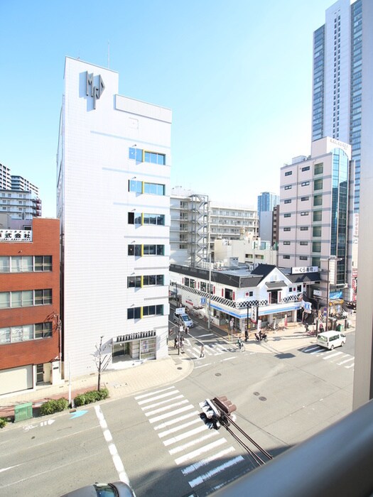 物件内観写真18　(室内からの展望)