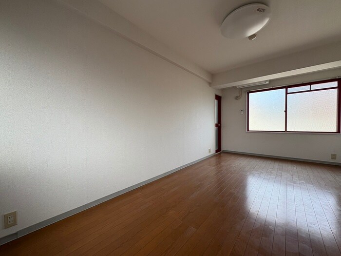 物件内観写真18　(居室)