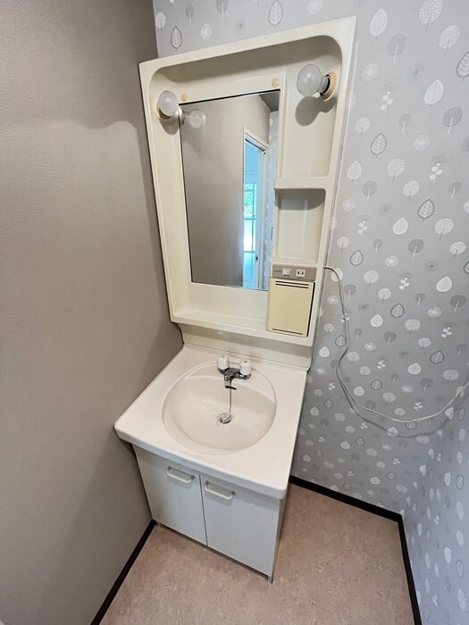 物件内観写真15　(洗面)