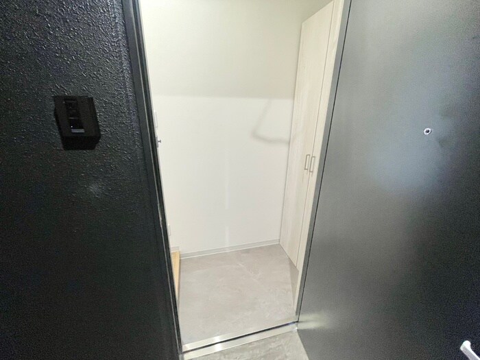 物件内観写真15　(玄関)