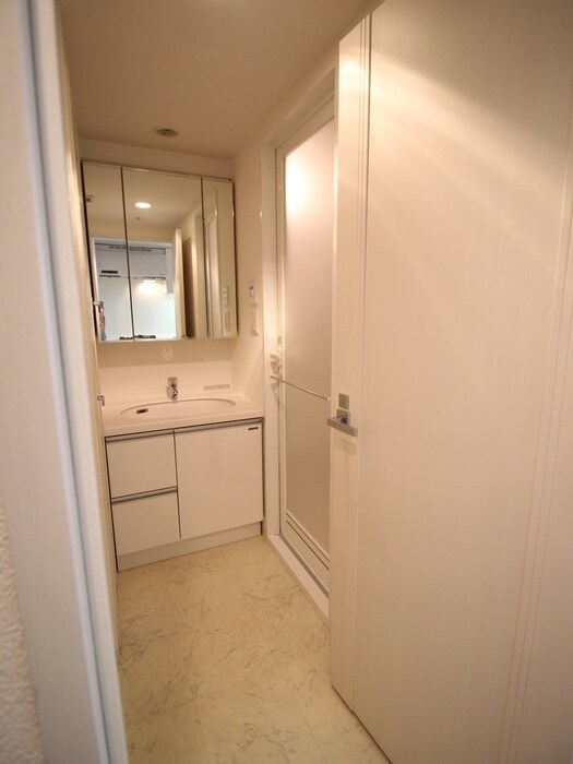 物件内観写真11　(洗面)