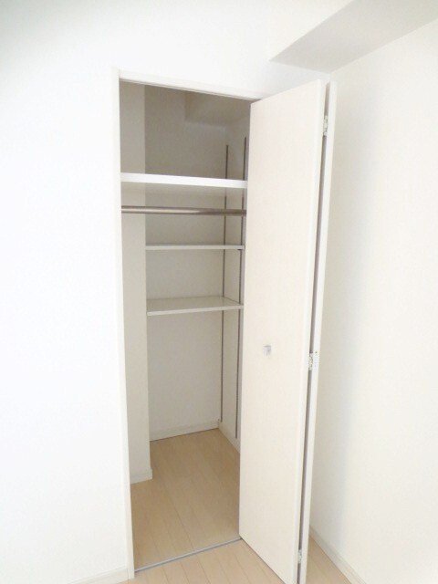物件内観写真13　(収納)