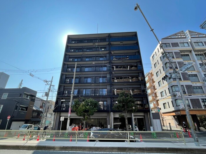 物件外観写真1　(建築中)