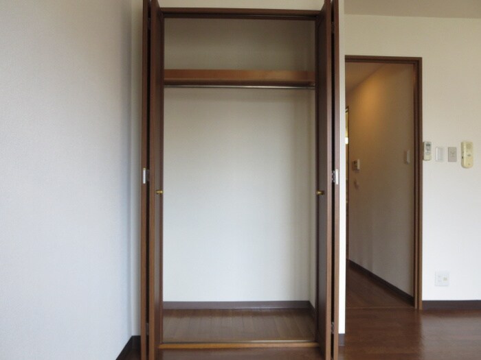 物件内観写真10　(収納)