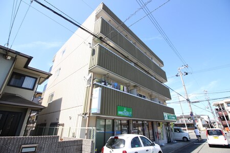 いずみハイツ外観写真