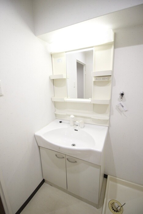 物件内観写真11　(洗面)