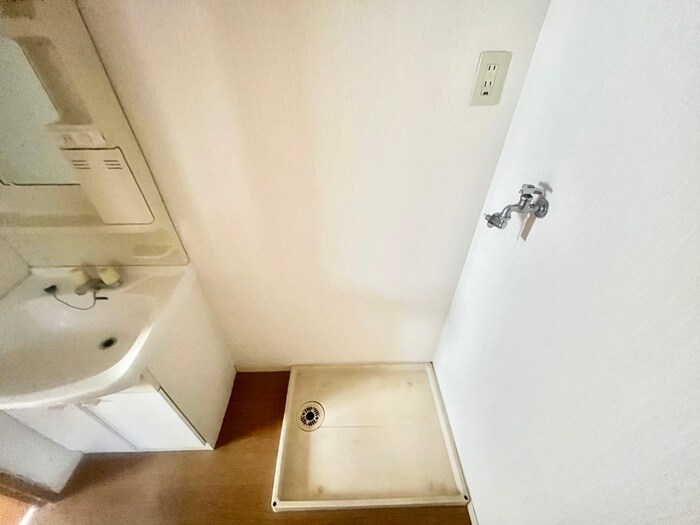 物件内観写真20　(洗濯機置場)