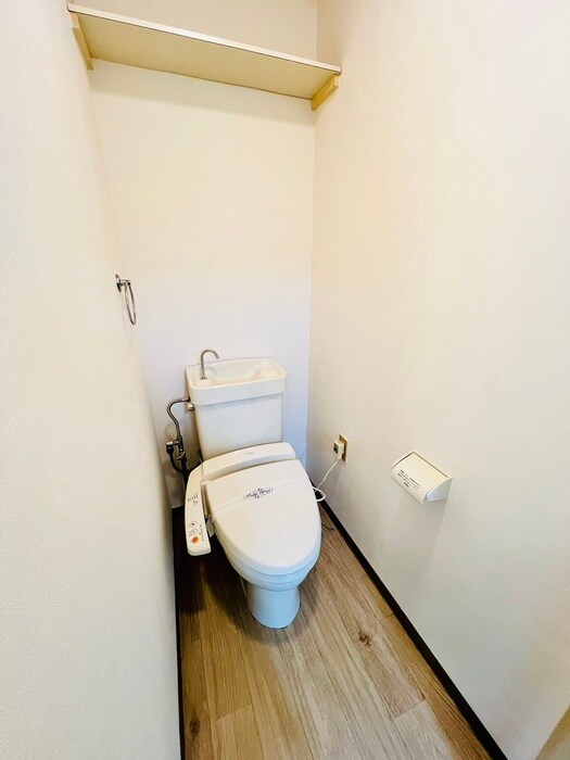 物件内観写真13　(トイレ)