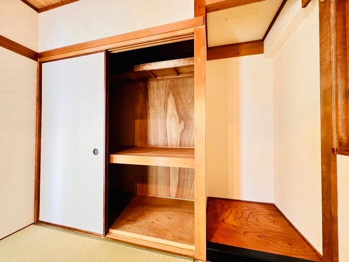 物件内観写真18　(収納)