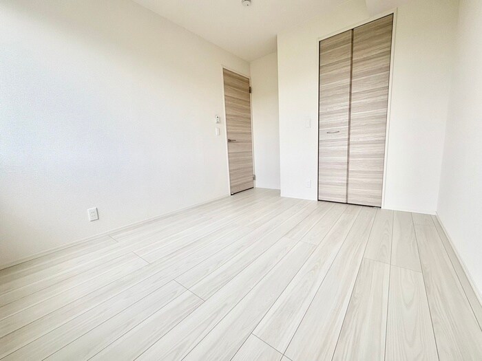 物件内観写真9　(居室)