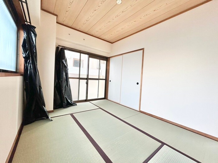 物件内観写真9　(居室)