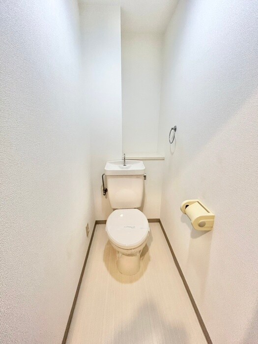 物件内観写真13　(トイレ)