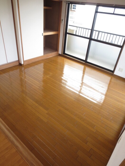 物件内観写真5　(居室)