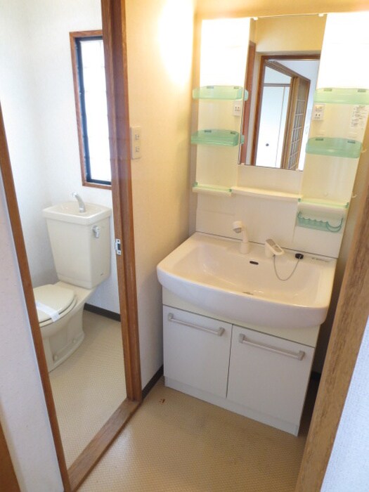 物件内観写真8　(洗面)