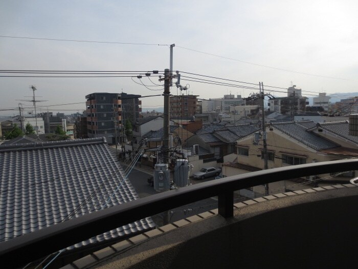 物件内観写真12　(室内からの展望)