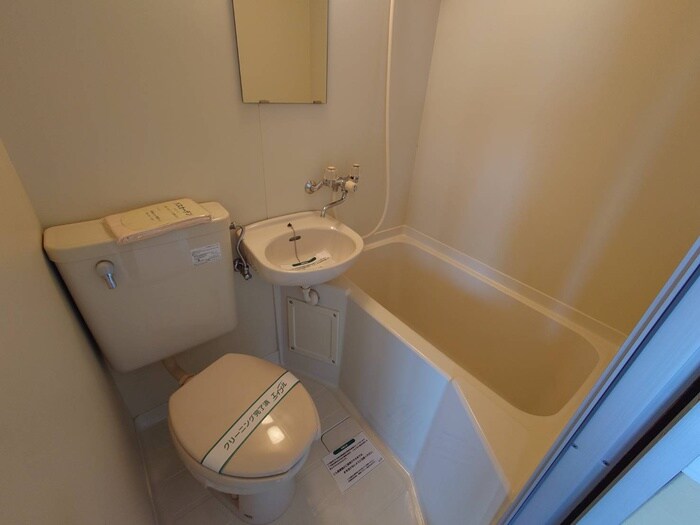 物件内観写真12　(バス／シャワールーム等)