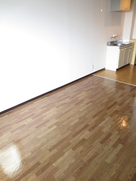 物件内観写真13　(居室)