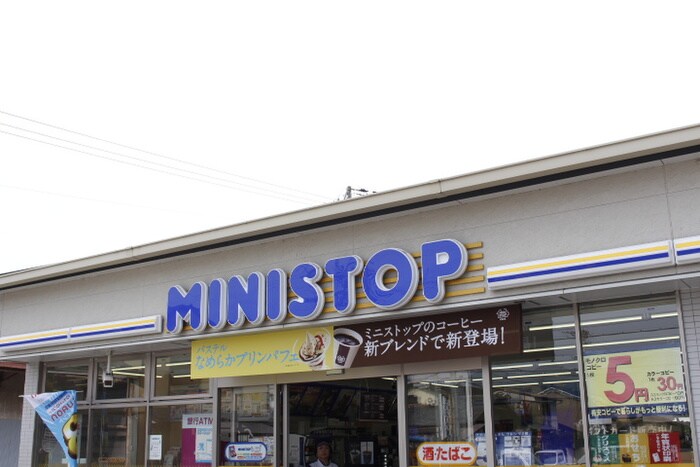 MINI　STOP