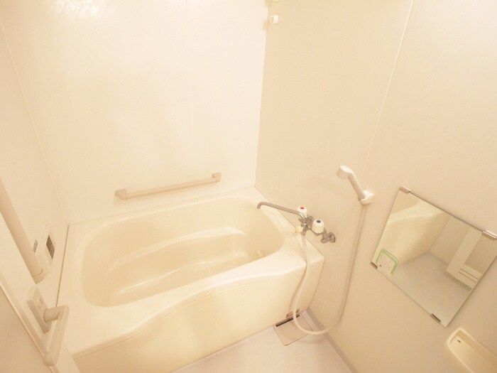 物件内観写真12　(バス／シャワールーム等)