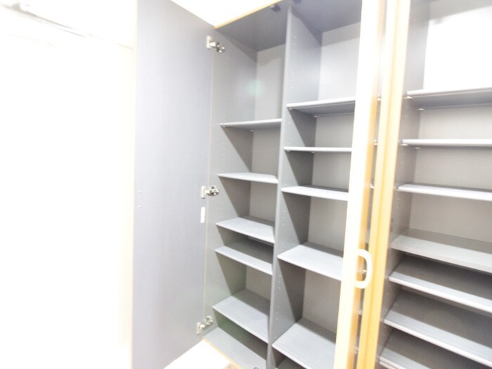 物件内観写真17　(靴箱)