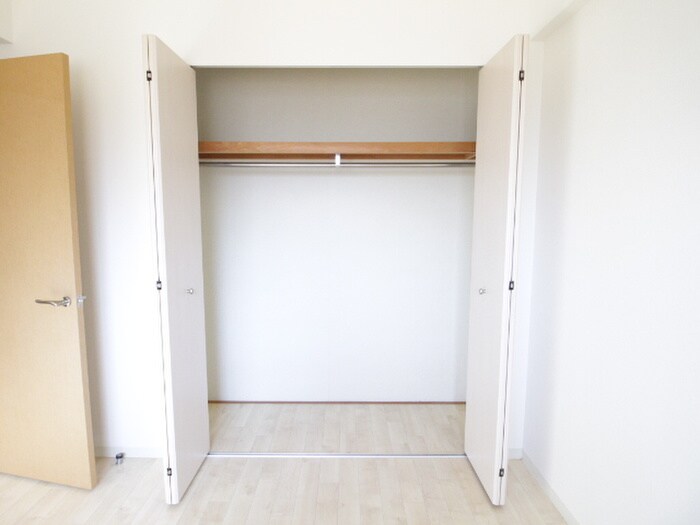 物件内観写真18　(収納)