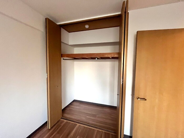 物件内観写真14　(収納)