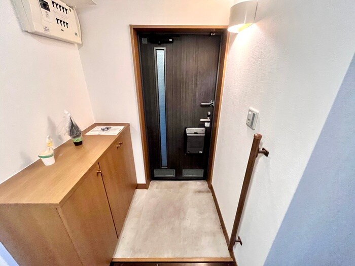 物件内観写真19　(玄関)
