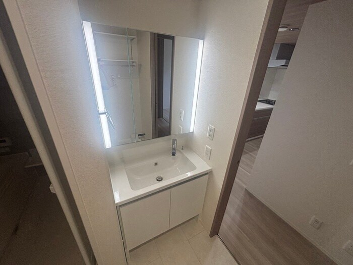 物件内観写真12　(洗面)