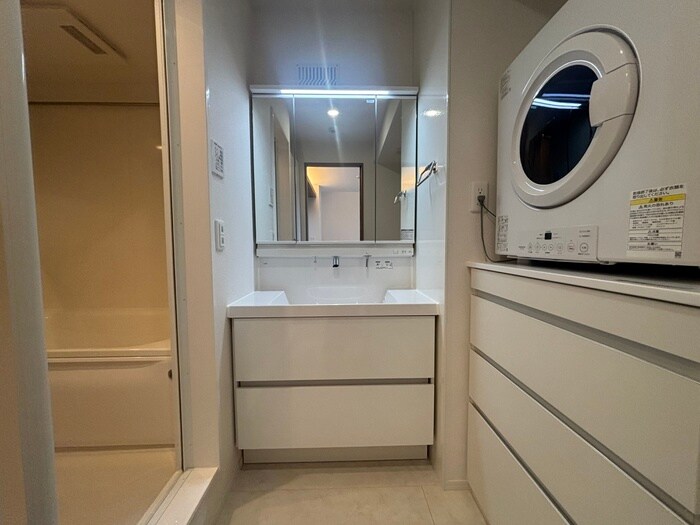 物件内観写真12　(洗面)