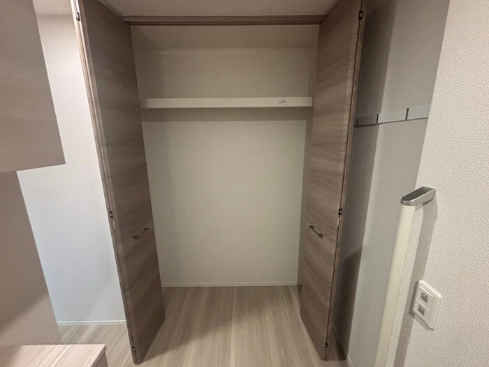 物件内観写真15　(収納)