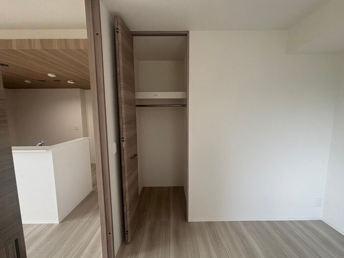 物件内観写真16　(収納)