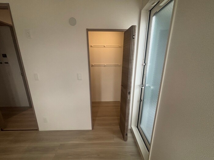 物件内観写真16　(収納)